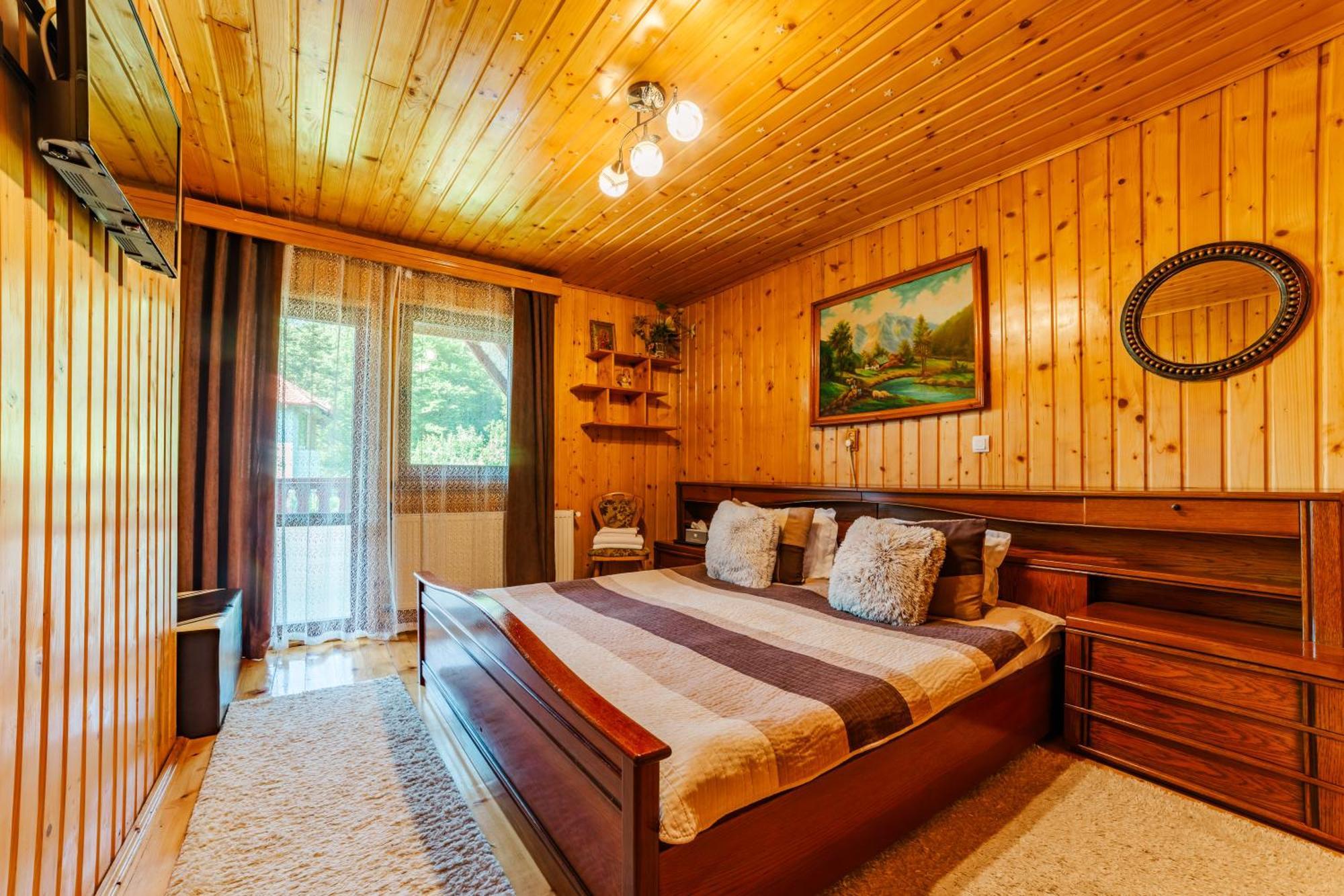 ブラショフ Casa Poiana Soareluiヴィラ エクステリア 写真
