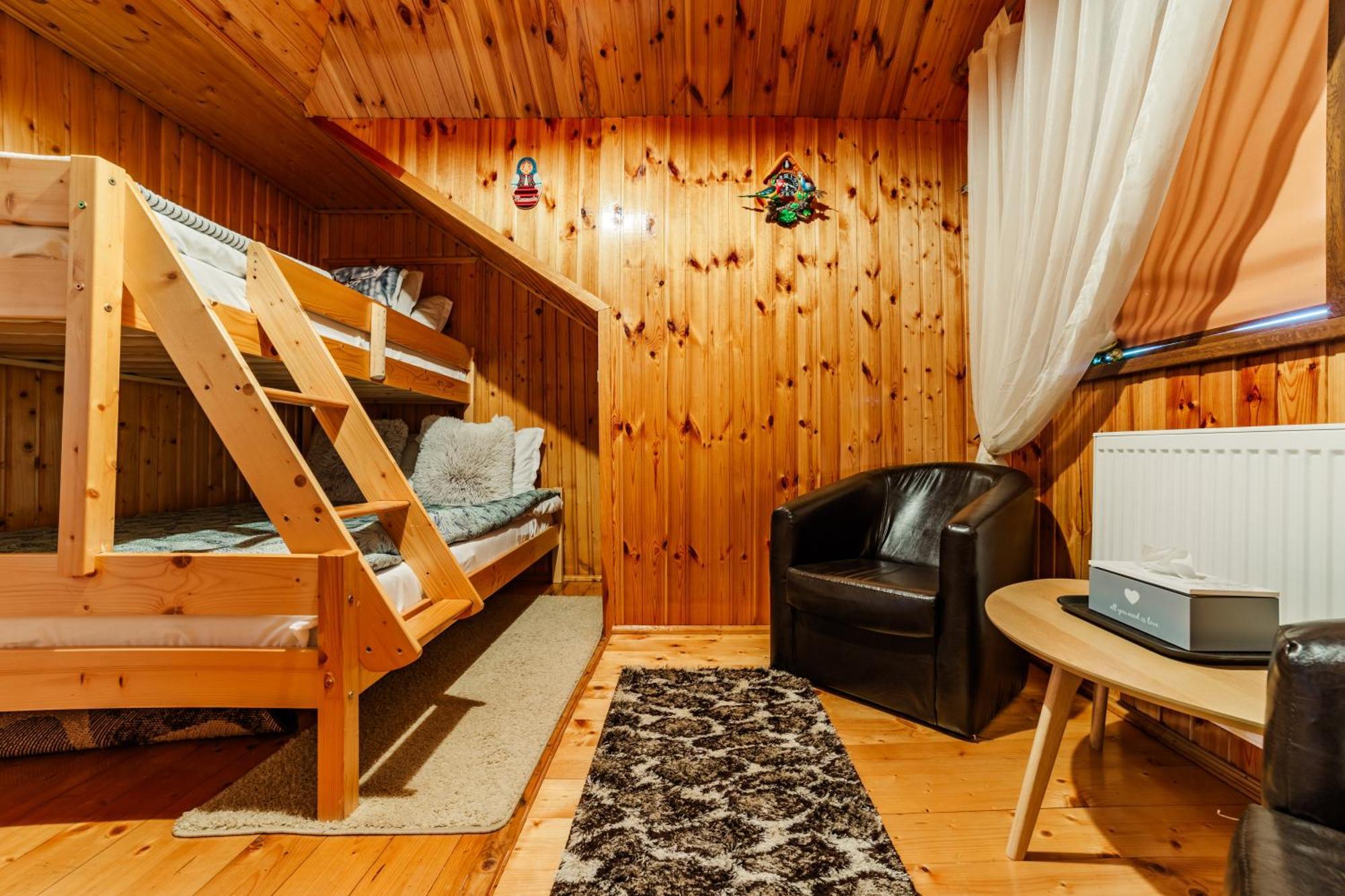 ブラショフ Casa Poiana Soareluiヴィラ エクステリア 写真